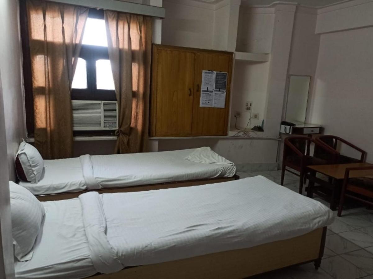 Oyo 80830 Hotel Buddha International Bodh Gaya Exterior foto